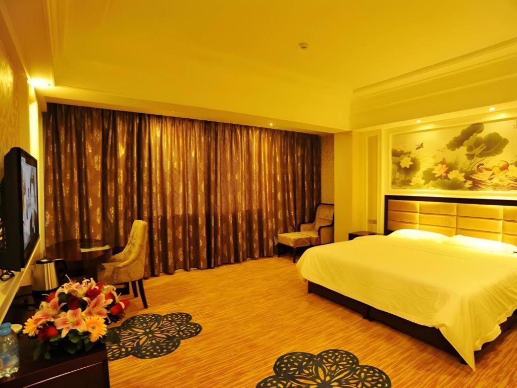 Yangshuo New West Street Hotel Vip Exterior photo