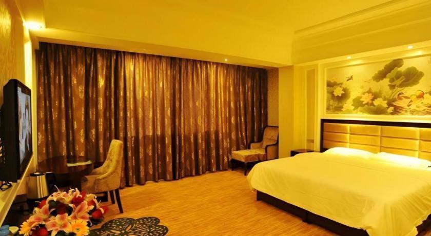 Yangshuo New West Street Hotel Vip Exterior photo